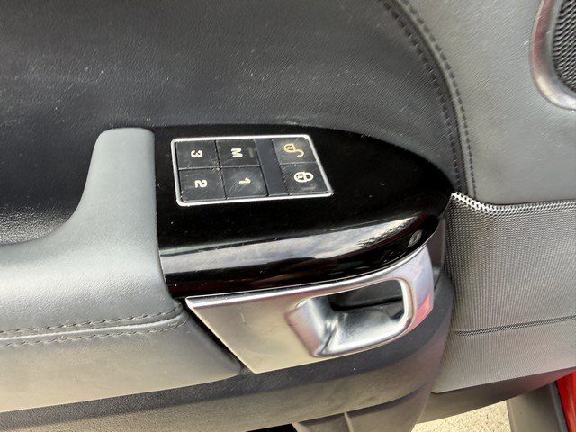 Used 2015 Land Rover Range Rover Sport HSE AWD/4WD image 18