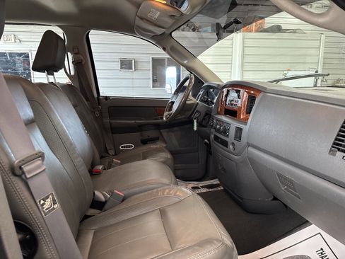 Used 2007 Dodge Ram 3500 Truck SLT image 28