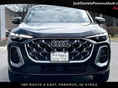 Used 2025 Audi Q5 Premium Plus w/ Premium Plus image 3