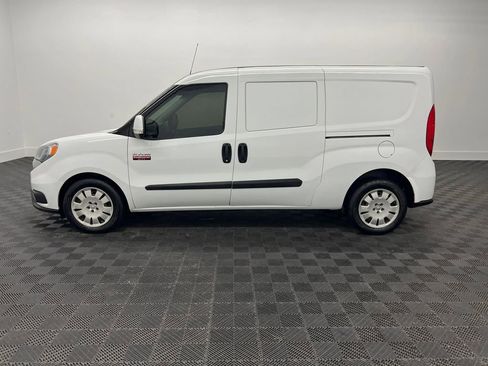 Used 2018 RAM ProMaster City Tradesman SLT image 2