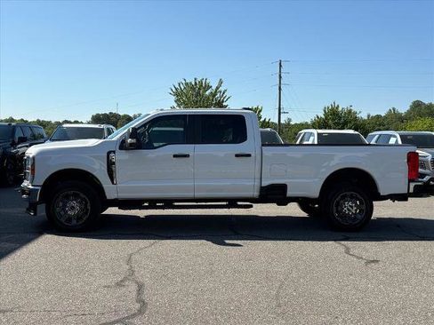Used 2024 Ford F250 XL w/ XL Chrome Package AWD/4WD image 3