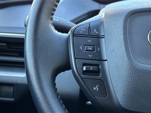 Used 2023 Toyota Prius LE image 27