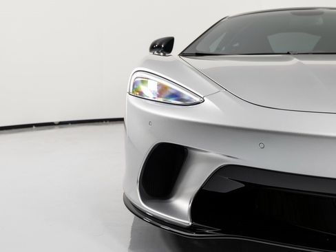 Used 2023 McLaren GT image 30