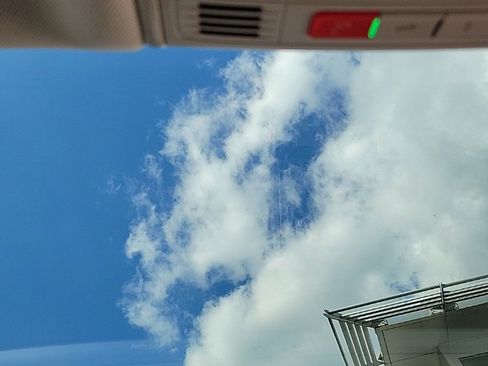 Certified 2022 Volkswagen Jetta SE image 14