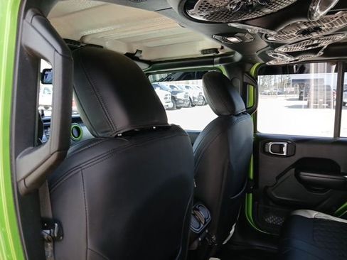 Used 2018 Jeep Wrangler Unlimited Sport S image 18