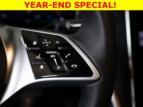 Used 2025 Mercedes-Benz C 300 4MATIC Sedan image 13