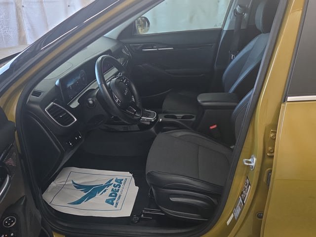 Used 2024 Kia Seltos S AWD/4WD image 4