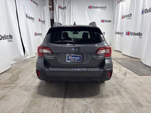 Used 2019 Subaru Outback 3.6R Limited w/ Popular Package #2 image 4