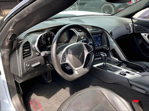 Used 2019 Chevrolet Corvette Grand Sport w/ Z07 Performance Package RWD image 16