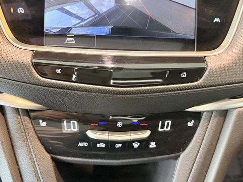 Used 2024 Cadillac XT6 Luxury w/ LPO, Floor Liner Package AWD/4WD image 48