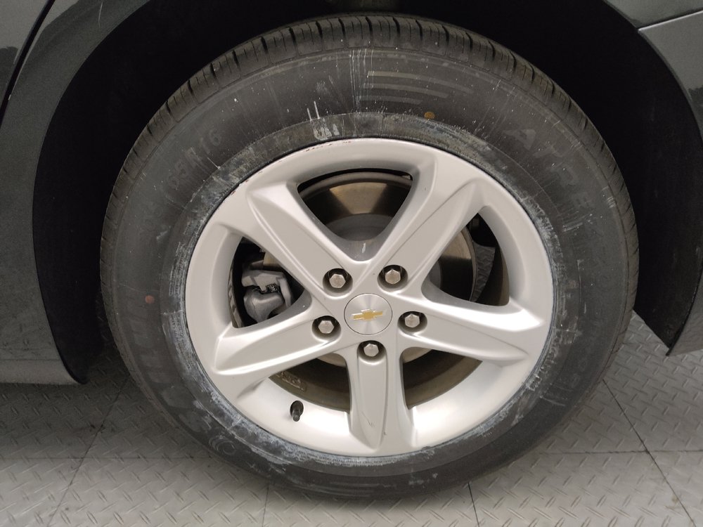Used 2023 Chevrolet Malibu LT FWD image 31