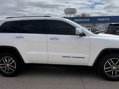 Used 2017 Jeep Grand Cherokee Limited image 6