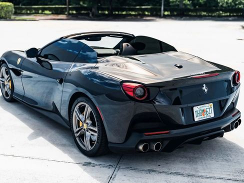 Used 2020 Ford Mustang Shelby GT500 w/ Technology Package image 58