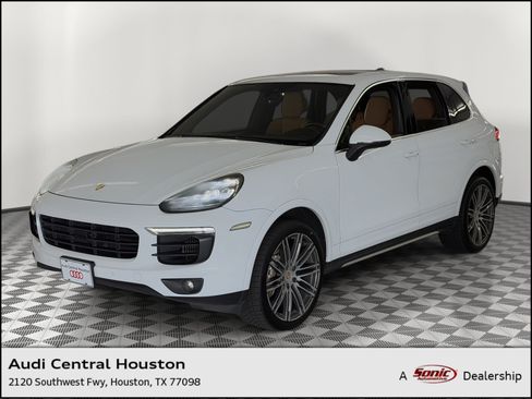 Used 2016 Porsche Cayenne S AWD/4WD image 1