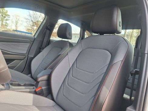 New 2026 Volkswagen Jetta GLI Autobahn FWD image 11