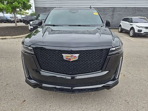 Used 2021 Cadillac Escalade Sport w/ Driver Assist Tech Package AWD/4WD image 2