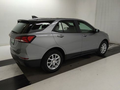 Used 2024 Chevrolet Equinox LS image 10