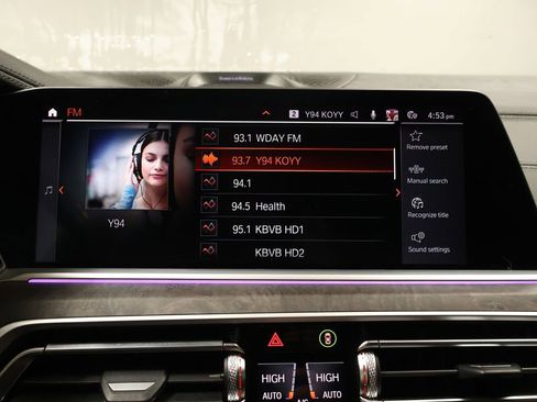 Used 2021 BMW X7 M50i image 28