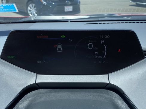 Certified 2026 Toyota Prius XLE FWD image 34