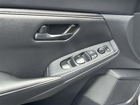 Certified 2025 Nissan Sentra S image 14