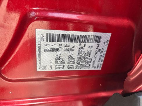Used 2025 Nissan Rogue SV FWD image 31