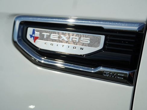 New 2026 GMC Sierra 1500 SLT image 35