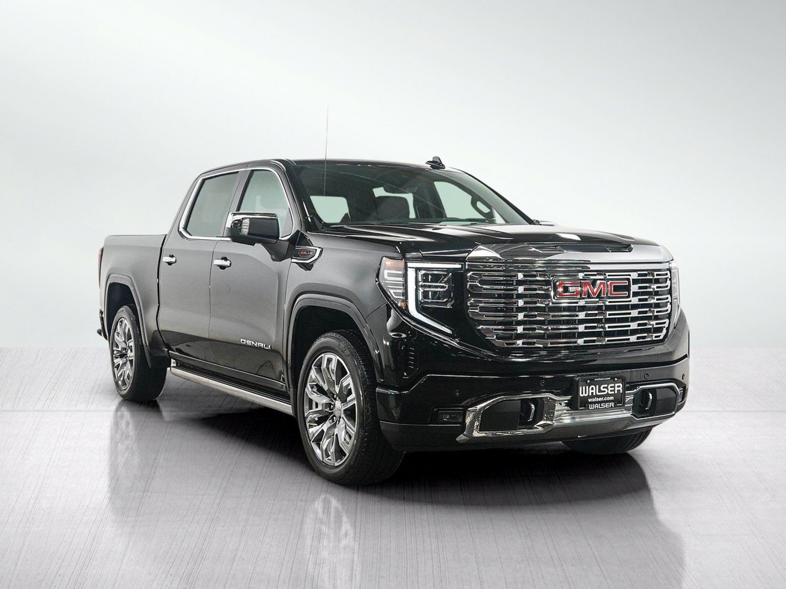 Used 2024 GMC Sierra 1500 Denali AWD/4WD image 7