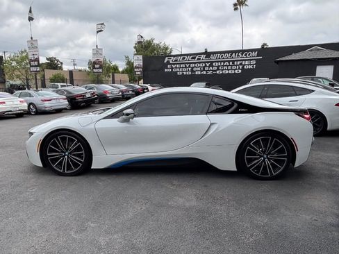 Used 2019 BMW i8 Coupe AWD/4WD image 14