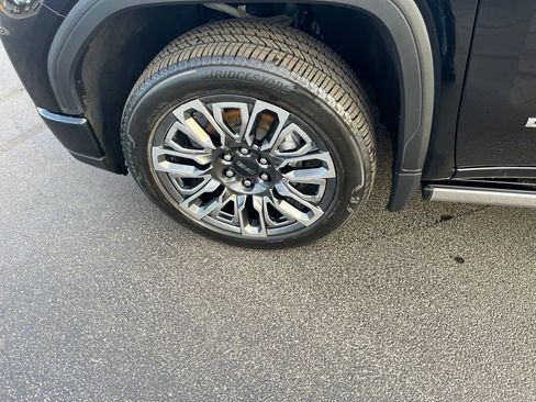 Used 2024 GMC Sierra 1500 Denali Ultimate image 34