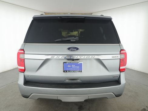 Used 2020 Ford Expedition Max XLT w/ Equipment Group 202A image 4