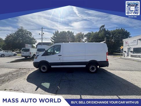 Used 2017 Ford Transit 250 130 Low Roof image 1