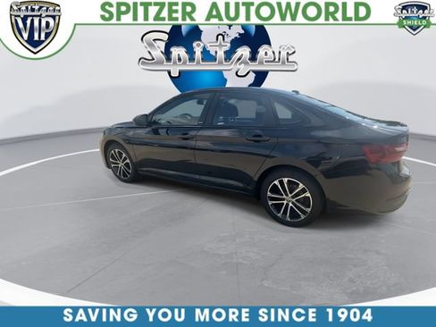 Used 2025 Volkswagen Jetta Sport FWD image 7