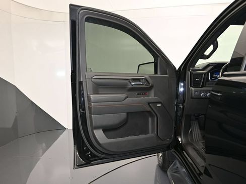 Used 2023 GMC Sierra 1500 AT4 AWD/4WD image 10