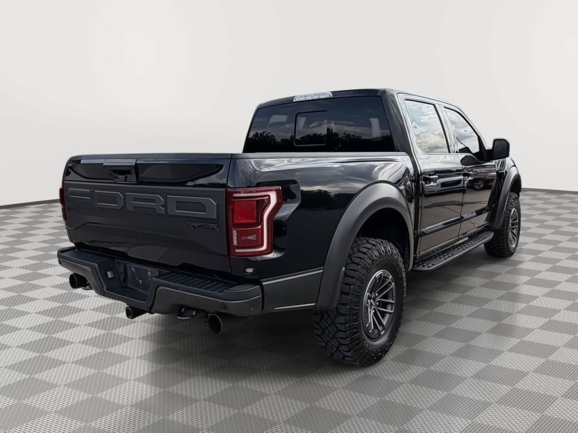 Used 2019 Ford F150 Raptor w/ Equipment Group 802A Luxury AWD/4WD image 9
