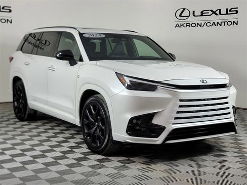 Used 2025 Lexus TX 350 AWD image 3