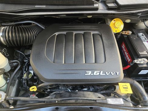 Used 2015 Dodge Grand Caravan SE w/ Quick Order Package 29E SE image 24