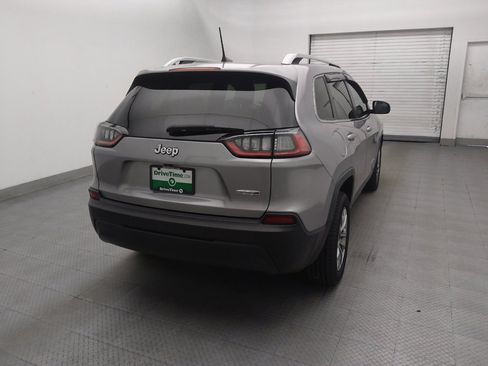 Used 2021 Jeep Cherokee Latitude Plus w/ Sun & Sound Group FWD image 7