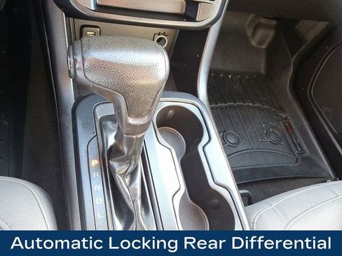 Used 2018 Chevrolet Colorado W/T w/ WT Convenience Package image 17