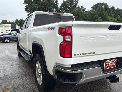 Used 2021 Chevrolet Silverado 2500 LTZ w/ LTZ Convenience Package AWD/4WD image 7
