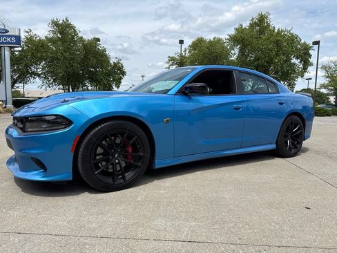 Used 2023 Dodge Charger Scat Pack w/ Plus Group RWD image 8
