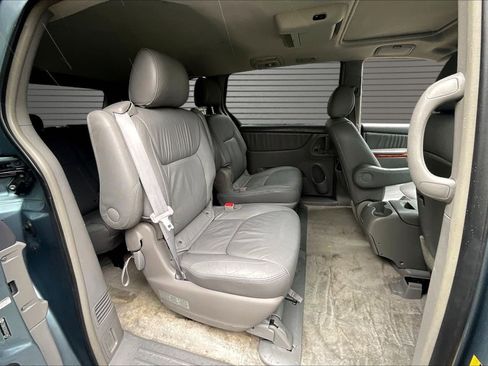 Used 2006 Toyota Sienna XLE Limited AWD/4WD image 24
