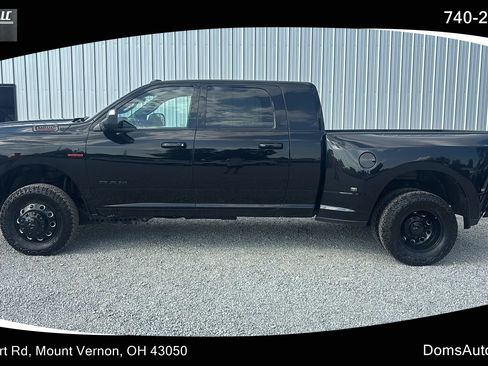 Used 2022 RAM 3500 Big Horn w/ Level C Equiment Group AWD/4WD image 1