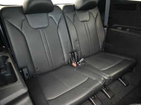 Used 2023 Kia Sorento SX image 57