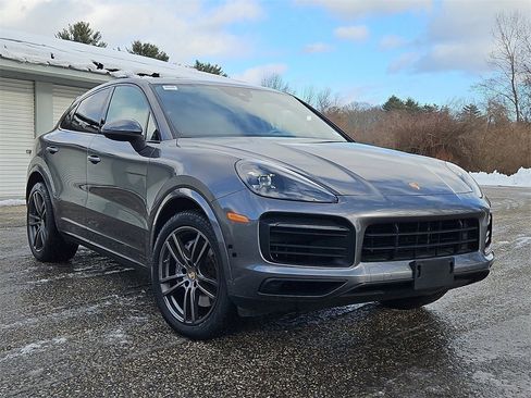 Certified 2022 Porsche Cayenne Coupe image 9