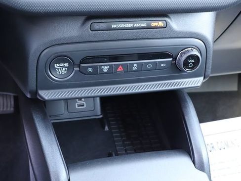 Used 2025 Ford Bronco Sport Big Bend w/ Convenience Package AWD/4WD image 30