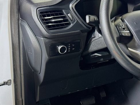 Used 2025 Ford Escape ST-Line FWD image 8