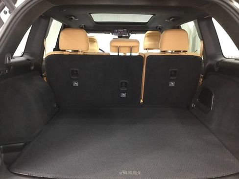 Used 2023 Jeep Grand Cherokee Summit w/ Adv Protech Group IV AWD/4WD image 17