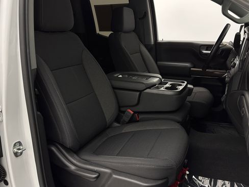 Used 2020 Chevrolet Silverado 1500 LT w/ Convenience Package image 35