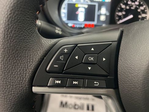 New 2025 Nissan Versa SR image 48