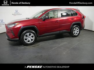 Used 2022 Toyota RAV4 LE video 1